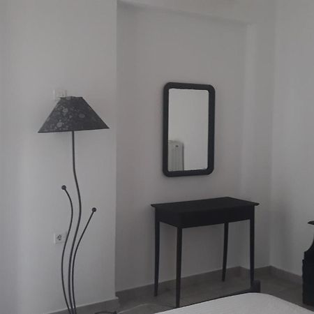 Central Apartments Eretria מראה חיצוני תמונה