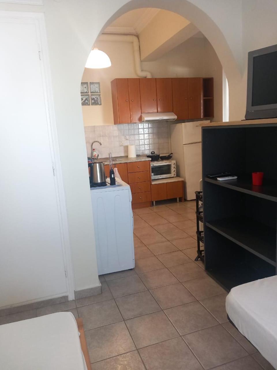 Central Apartments Eretria מראה חיצוני תמונה
