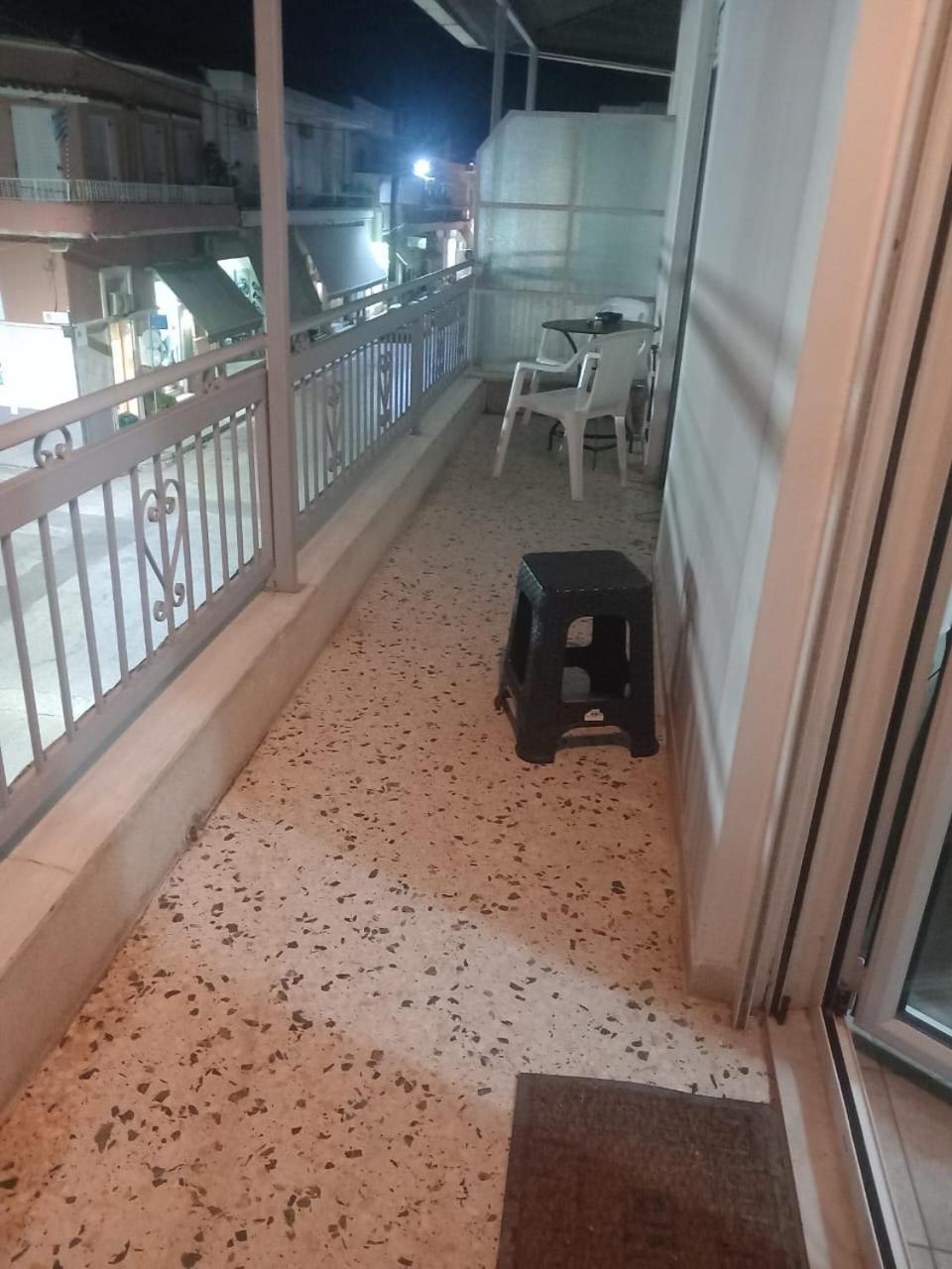 Central Apartments Eretria מראה חיצוני תמונה