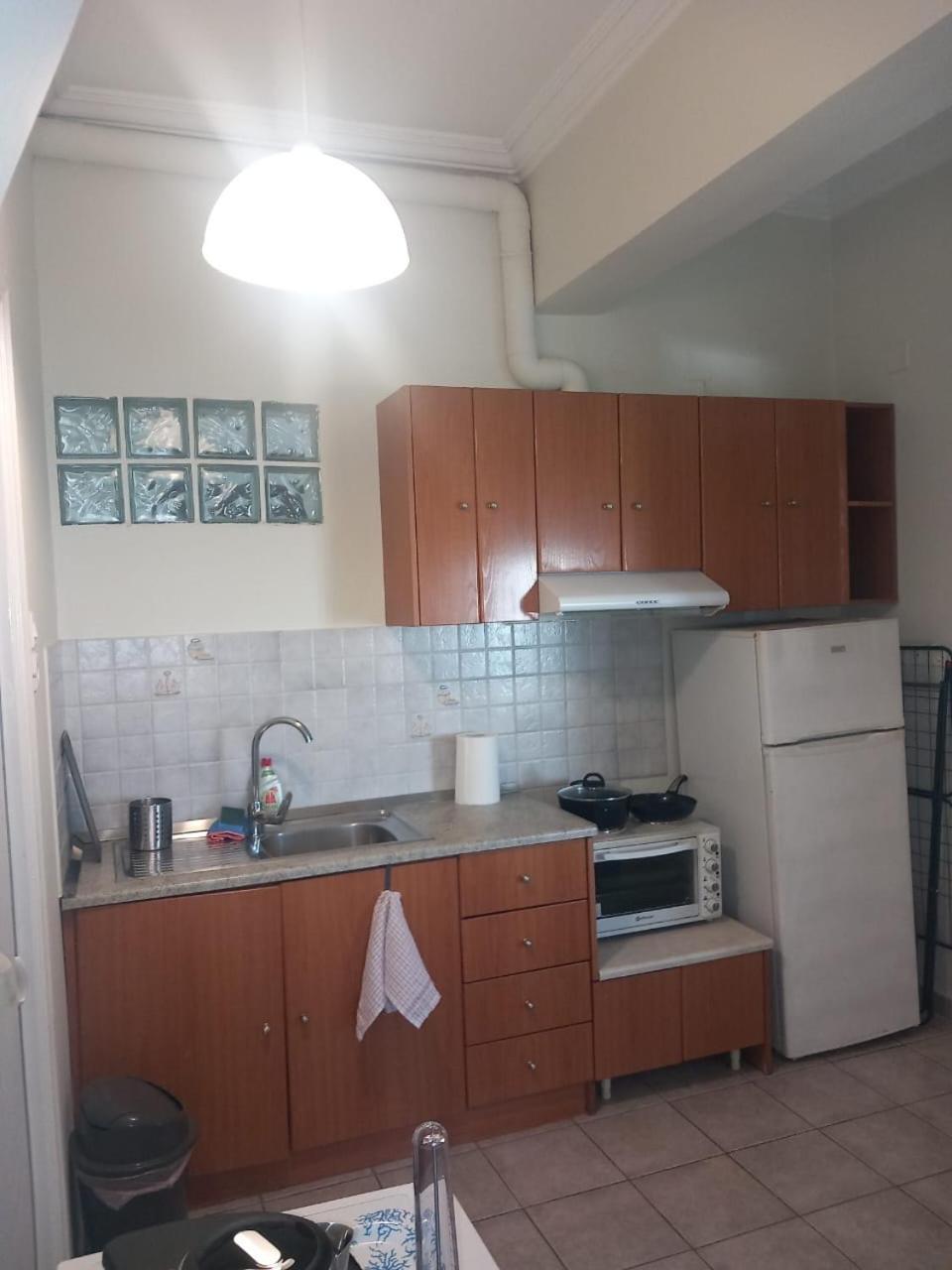 Central Apartments Eretria מראה חיצוני תמונה